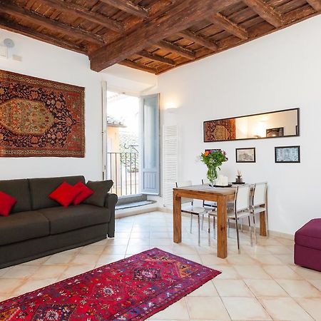 Maisonette Farnese Рим Номер фото