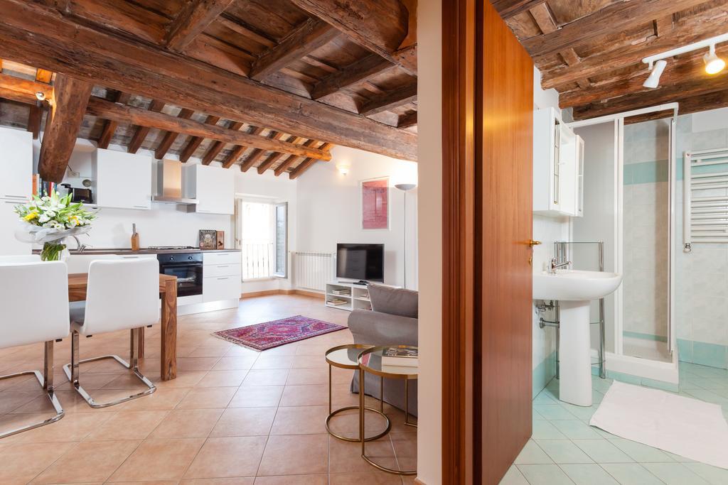 Maisonette Farnese Рим Номер фото