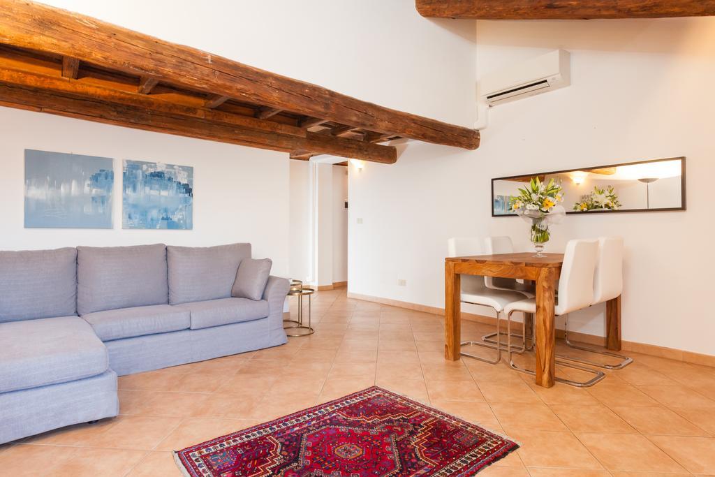 Maisonette Farnese Рим Номер фото
